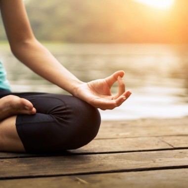 Cours de yoga avec méditation gratuit